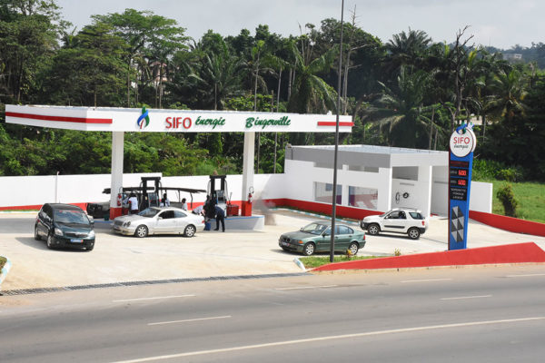 Sifo énergie est une structure de distribution de carburant Dont le siège social est situé à la Riviera route d'Abatta